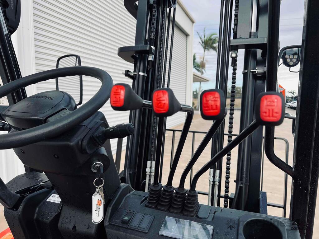 Hangcha 2.5t RT Forklift CPCD25 - 3 Speed Diesel 4.3m Reach Sideshift Fork Positioner